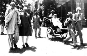 440px-Abdul_Ghafar_Khan,_Nehru,_and_Sardar_Patel_1946